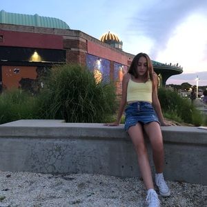 Meet your Posher, Amanda